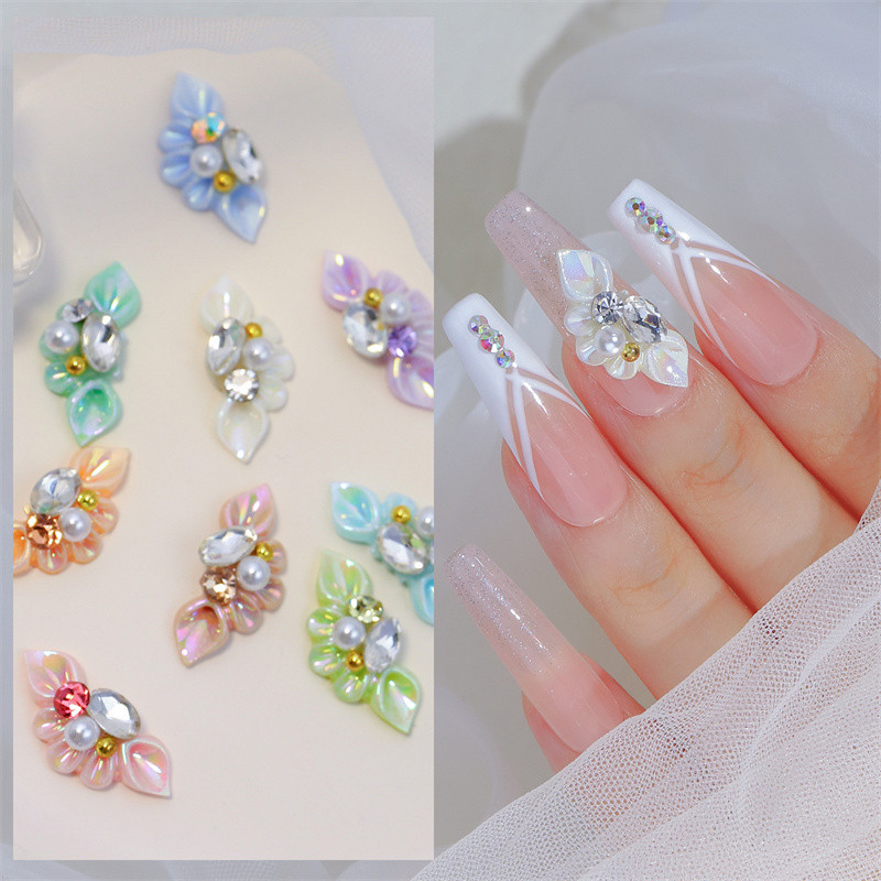 Nail Art Ακρυλικά Λουλούδια Γούρια Κράμα Love Nail Rhinestone Cartoon Αφαιρούμενα fuzz Χριστουγεννιάτικα διακοσμητικά DIY Αξεσουάρ μανικιούρ