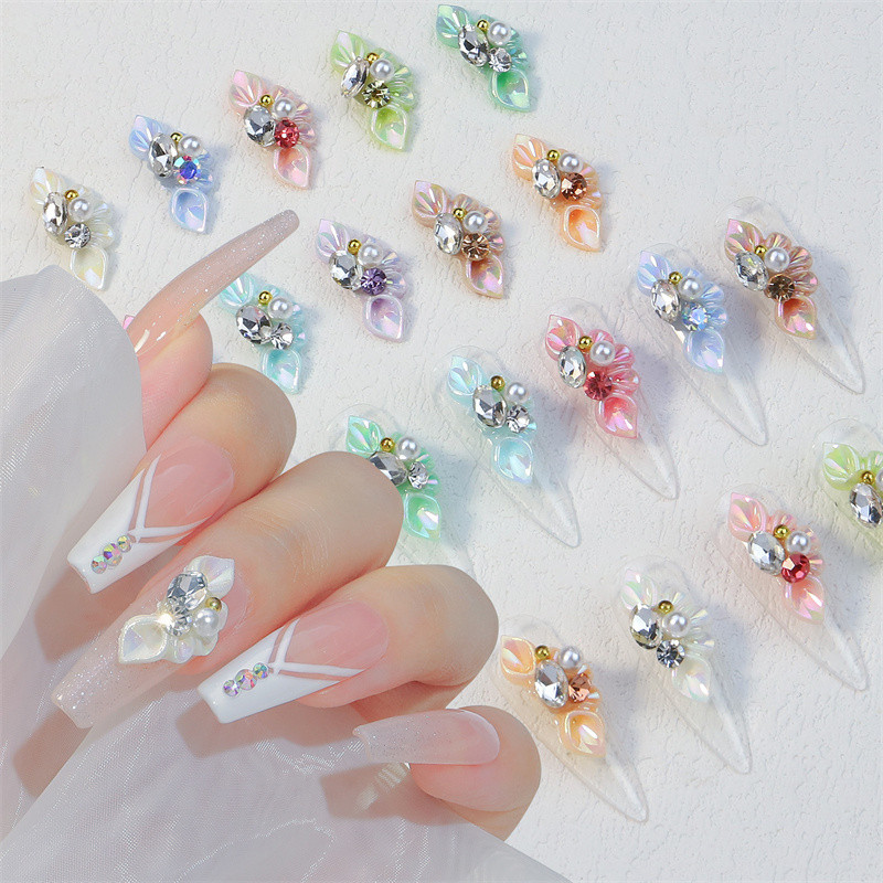 Nail Art Ακρυλικά Λουλούδια Γούρια Κράμα Love Nail Rhinestone Cartoon Αφαιρούμενα fuzz Χριστουγεννιάτικα διακοσμητικά DIY Αξεσουάρ μανικιούρ