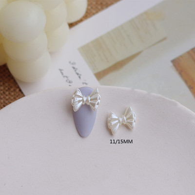 10db Pearl White Nail Resin Charms Barokk Virginal White Csokornyakkendő/Butterfly/Shell Nyári körömdíszítés Barkácsolás Köröm kellékek 11MM