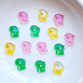 50db 3D gyanta körömbűvek fényes dinoszaurusz körömalkatrészek kiegészítők Kawaii DIY körömdíszítés