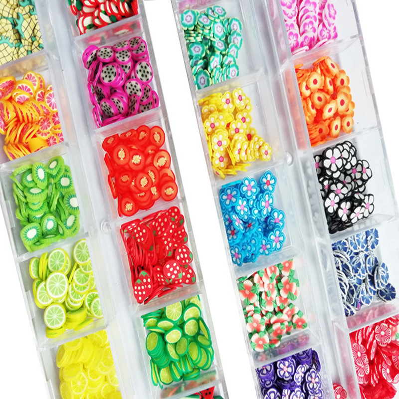 3D köröm kiegészítők vegyes virágok gyümölcs szeletelt agyag DIY körömdísz köröm ékszer 12 rács/doboz