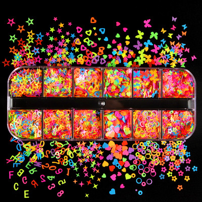 1Szett Love Heart Flake Nail Art flitterek Szerszámkészlet Valentin-napi agyag szeletelt barkácsoláshoz manikűr Kiegészítők Köröm Dekoráció Kellékek