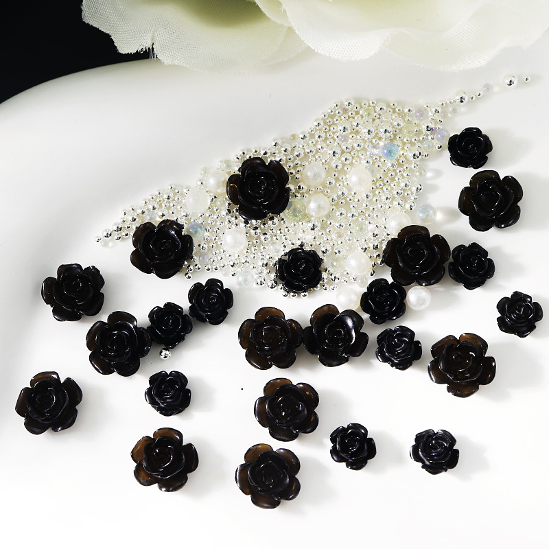 50 τμχ Μαύρη Camellia Nail Art Charms Τρισδιάστατη ρητίνη τριαντάφυλλο λουλούδι στρας μεταλλικό μαργαριτάρι Ιαπωνικό-κορεατικό αξεσουάρ διακόσμησης νυχιών