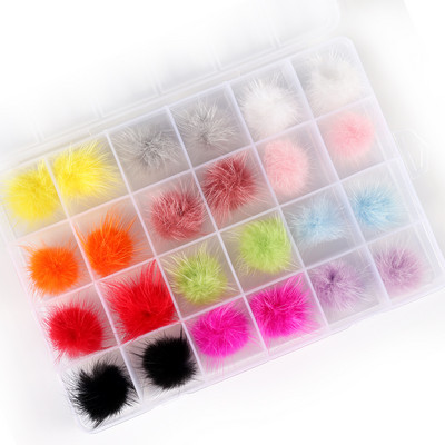 24 vnt / rinkinys Spalvingi pomponai pliušiniai nagų papuošimai Minkštas plaukų kamuoliukas, nuimamas magnetas, mados dalys, nagų reikmenys, priedai
