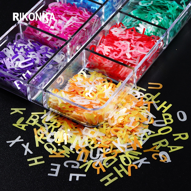 1 Σετ γράμματα Nail Glitter Sequin English Alphabet Flakes Art Διακόσμηση για DIY Μανικιούρ Γούρια Νύχια Αξεσουάρ Ανταλλακτικά Προμήθειες
