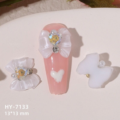 10 vnt Butterfly lydinio dervos nagų dailės papuošalų žavesys 3D drugelis aukso/sidabro cirkonio deimantas „pasidaryk pats“ nagų dailės dekoravimo priedai