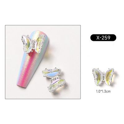 10 vnt Butterfly lydinio dervos nagų dailės papuošalų žavesys 3D drugelis aukso/sidabro cirkonio deimantas „pasidaryk pats“ nagų dailės dekoravimo priedai