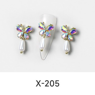 10 vnt Butterfly lydinio dervos nagų dailės papuošalų žavesys 3D drugelis aukso/sidabro cirkonio deimantas „pasidaryk pats“ nagų dailės dekoravimo priedai