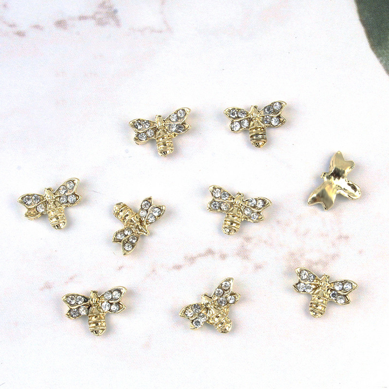 Σχέδιο εντόμων Metal Nail Art Charm 3D Alloy Bee/Spider/Moth Crystal κοσμήματα με στρας Αξεσουάρ μανικιούρ με μαργαριτάρια