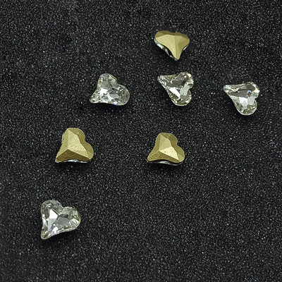 Nagų dailė Kalnų krištolas smailia apačia kreiva širdis klasikinis krištolinio stiklo modeliavimas 8 mm 3D nagų puošimas „pasidaryk pats“
