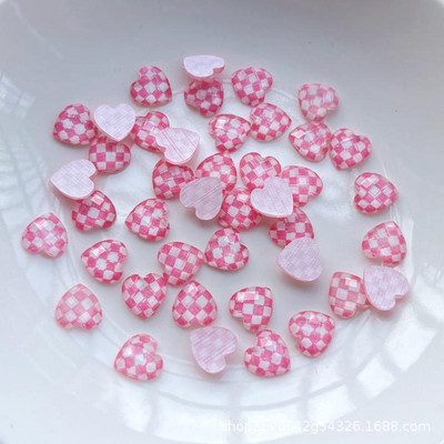 Κλασικά Μαύρα Λευκά Καρδιά Νυχιών Glitter Rhinestones Flatback 3D Διακοσμητικά με μοτίβο σκακιέρας για νύχια DIY (50 τμχ)