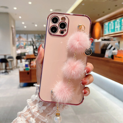 Галванизиран калъф с луксозна перлена гривна с космена топка за iPhone 14 13 Mini 12 11 Pro Max XS XR 7 8 Plus 6S SE 2020 Мека корица