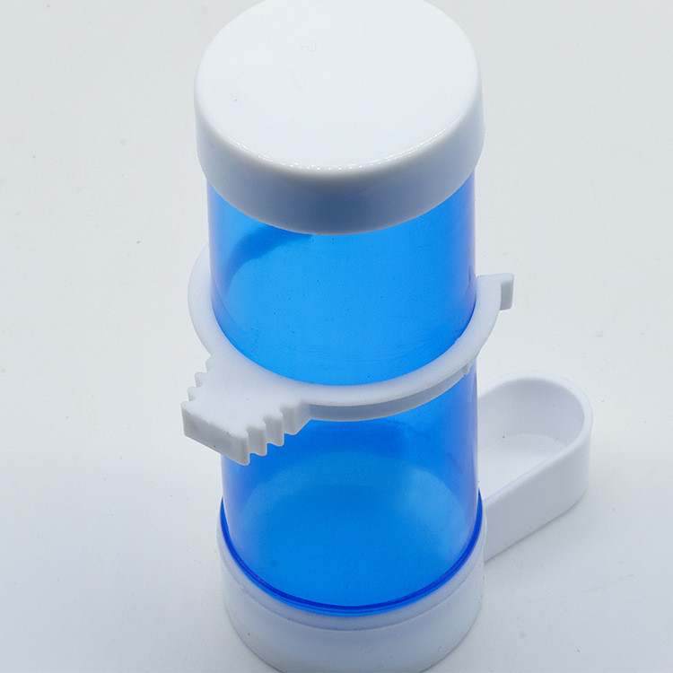 Paukščių maisto dalytuvas Paukščių vandens gėrimo tiektuvas Automatinis girdymo fontanas Naminių gyvūnėlių reikmenys Papūgos narvelis Butelių geriamųjų puodelių dubenys