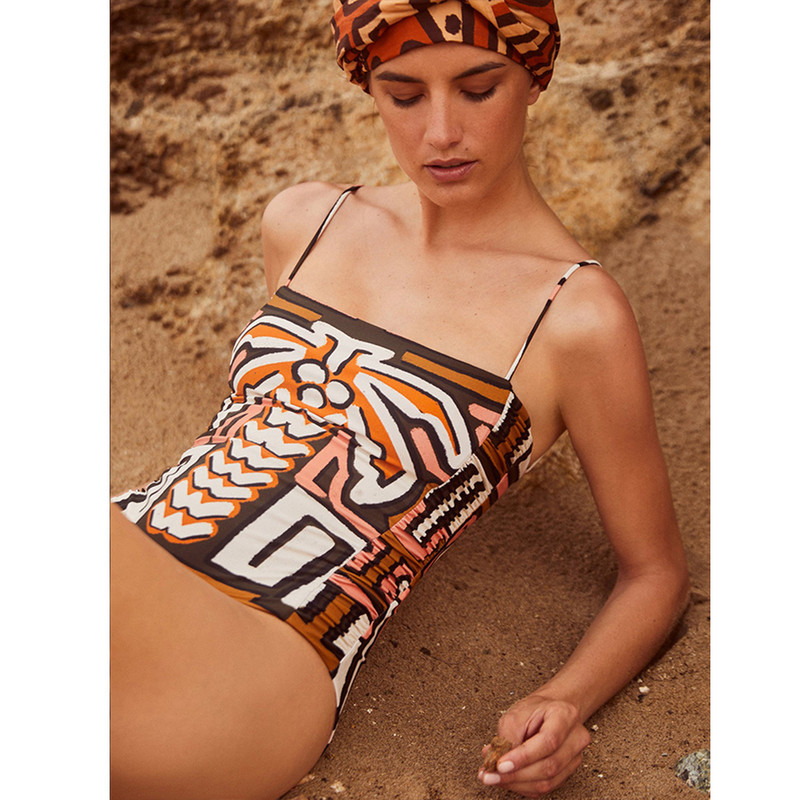 Divatmintás Colorblock Sling bikini 2022 új string, szexi hát nélküli egyrészes fürdőruha Elegáns vékony, magas derekú strandruha