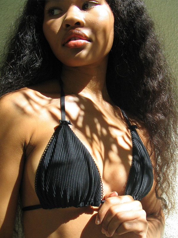 Miyouj rebrasti bikini Pleasted kupaći kostimi 2023. Seksi bikini setovi Trokutasti kupaći kostim Ženski dvodijelni kostim Odjeća za plažu Biquini s halterima