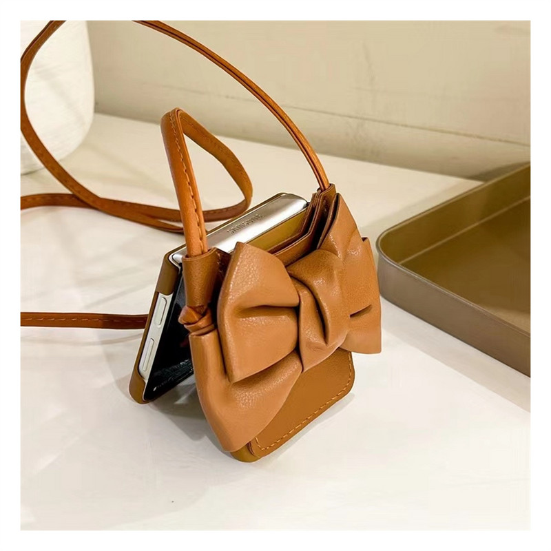 Prabangus korėjietiškas kryžminio kūno odinis raištelių karolių laikiklis Bow rudas dėklas, skirtas Samsung Galaxy Z Flip 3 5G Z Flip3 Zflip3 dangtelis