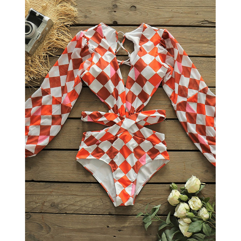 Costum de baie dintr-o bucată pentru femei, cu mâneci lungi, costum de baie de designer în V adânc, în carouri roșii, îmbrăcăminte de plajă, îmbrăcăminte de surf de vară