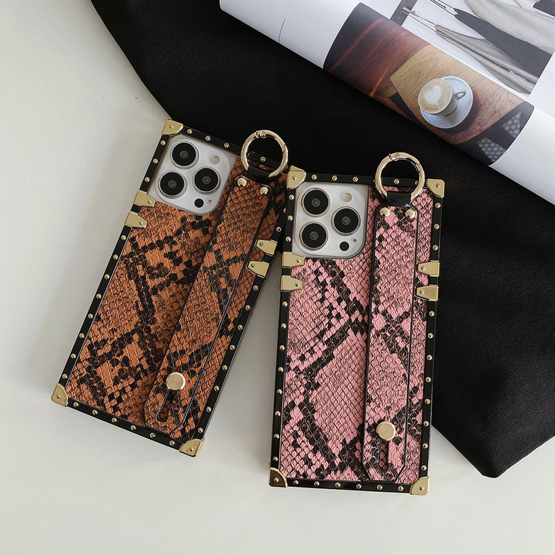 Négyzet alakú kígyómintás védő telefontok Iphone 13 12 mini 11 Pro MAX XS MAX XR X 7 8 6 6s Plus PU bőr borítással