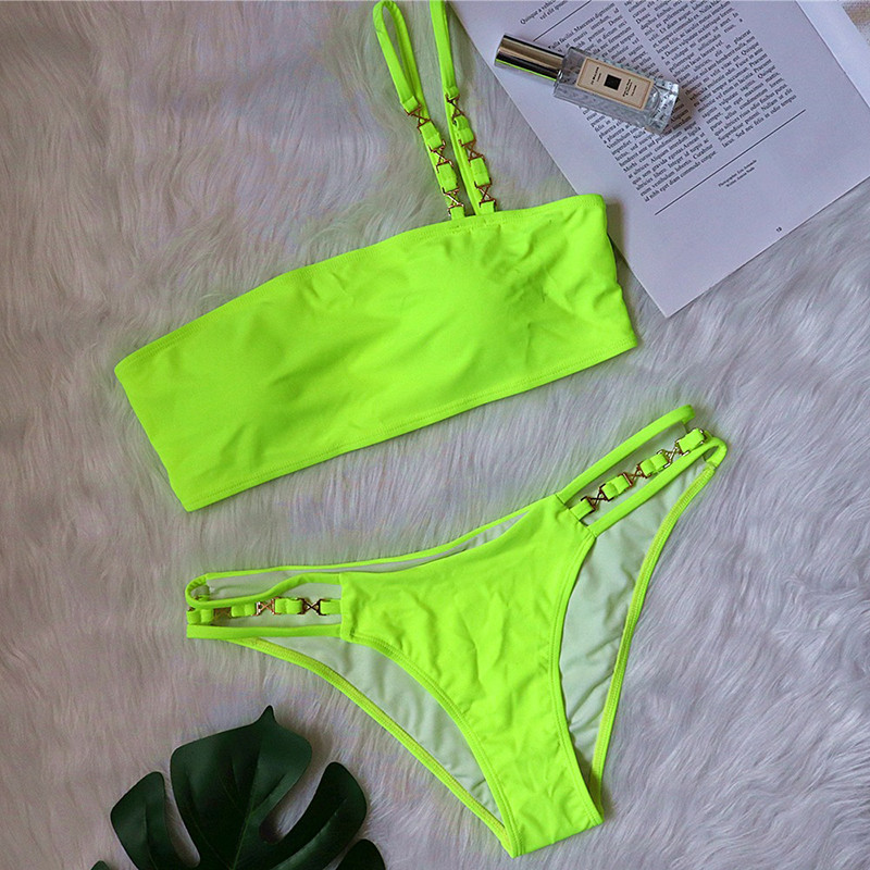 2021 Nou Sexy Bikini cu un singur umăr Costumul de baie Bandeau Femei Costume de baie Două piese Set Bikini Căptușit Costum de baie Swim Lady