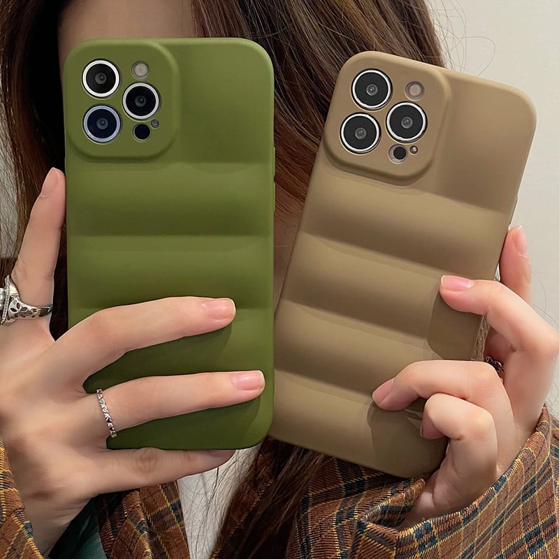 Покритие с матови пухени якета Калъф за телефон с вълнообразна шарка за iPhone 13 12 11 Pro Max XS XR X Candy Едноцветен мек гръб Coque Fundas