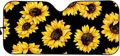 Sieviešu acis ar garām skropstām priekšējā vējstikla ēna grims rozā mirdzoša acu ēnas drukas saliekamais saulessargs sedan kravas apvidus auto