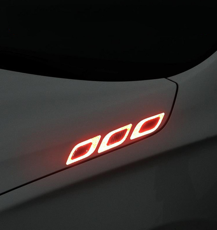 3D automobilio šviesą atspindinčios uodegos nuo susidūrimo juostelės anglies pluošto buferio juostelės, saugos įspėjamoji juosta, saugus atšvaitas, lipdukai dekoras