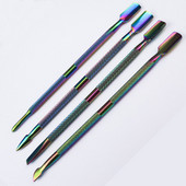 Spalvotas titano plienas, stumiamas negyvas odos stūmimas Mados dizainas Dvi galvutė nerūdijančio plieno odelių stūmiklis Manikiūras Nagų dailės įrankis