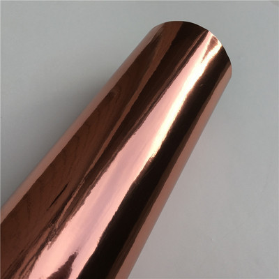 Venitav must läikiv hõbedane peegel kroomitud vinüülkilega autokatted fooliumilehest autokleebis mullivaba arvutikaanega