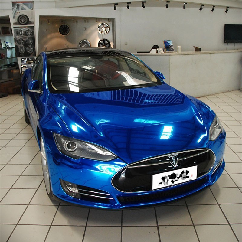 Venitav must läikiv hõbedane peegel kroomitud vinüülkilega autokatted fooliumilehest autokleebis mullivaba arvutikaanega