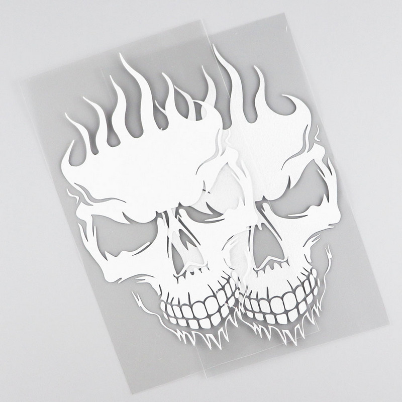 QYPF Coolest FLAMES Lubanja Dekoracija Naljepnica za automobil Crna Srebrna Vinil Motocikl Dodaci za bicikle Grafika C16-0182