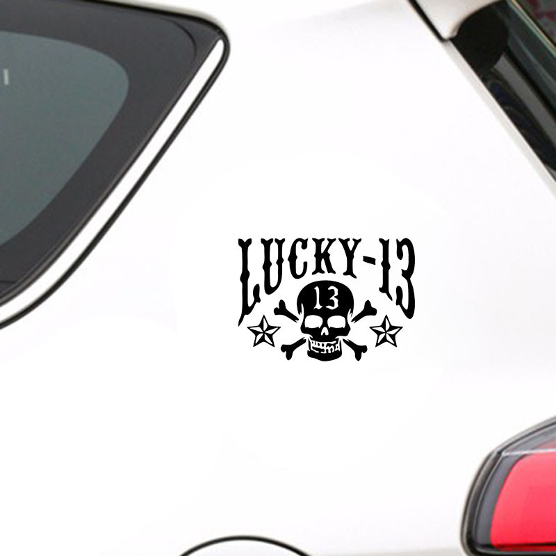 YJZT 13,3*9,3 cm Vicces LUCKY SKULL 13 JÁTÉKKÁRTYA Dekor Vinyl autómatricák Kiegészítők Sziluett