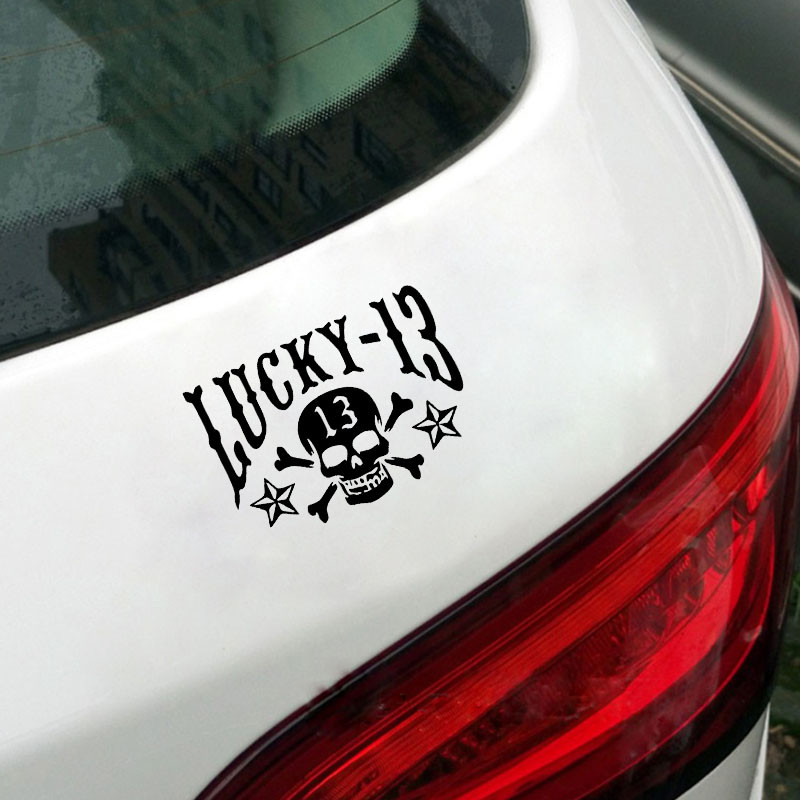 YJZT 13,3*9,3 cm Vicces LUCKY SKULL 13 JÁTÉKKÁRTYA Dekor Vinyl autómatricák Kiegészítők Sziluett