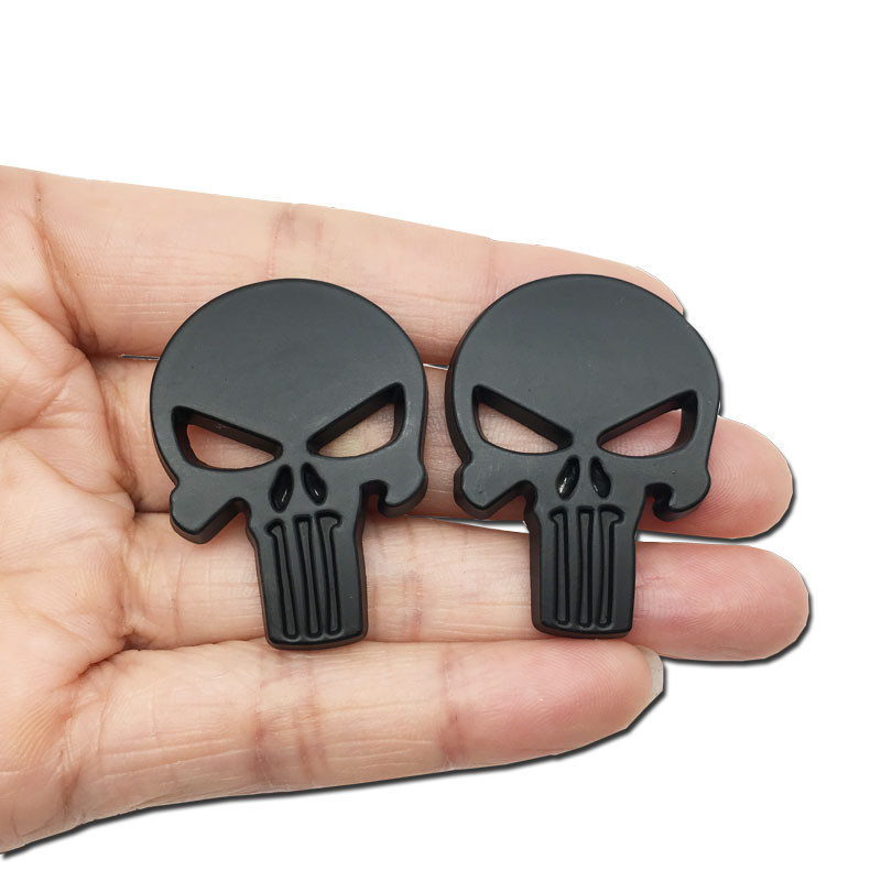 2 tk auto stiiliga 3D metallist kleebised karistaja pealuu embleemi kleebismärk auto veekindel kleebis automaatne punane must kild