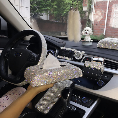 Kreatív Bling Crystal Diamond autódíszek Dekoráció Autókendők Papírtartó Tároló Strasszkő Autóbelső Kiegészítők