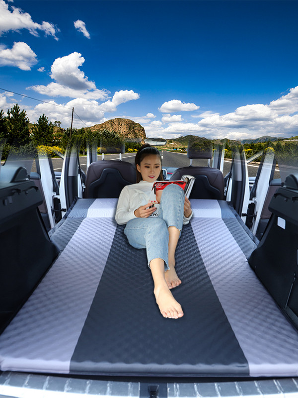 Visiškai automatinė pripučiama automobilio pripučiama lova Automobilių reikmenys Miegamieji čiužiniai Automobiliniai visureigiai Galinės eilės galinės sėdynės pagalvėlė Miego įklotas Oras