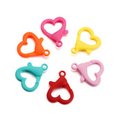 30 vnt/pak. Spalvingos plastikinės širdies formos omarų užsegimo raktų pakabukai, suskirstyti kabliukai „pasidaryk pats“ papuošalams gaminti karolių jungties reikmenims