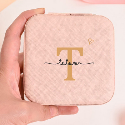 PERSONALIZUOTA PAPUOŠALŲ DĖŽUTĖ Pamergių papuošalų laikymo Kelioninis dėklas papuošalams Pamergės pasiūlymas vestuvinio dušo dovana