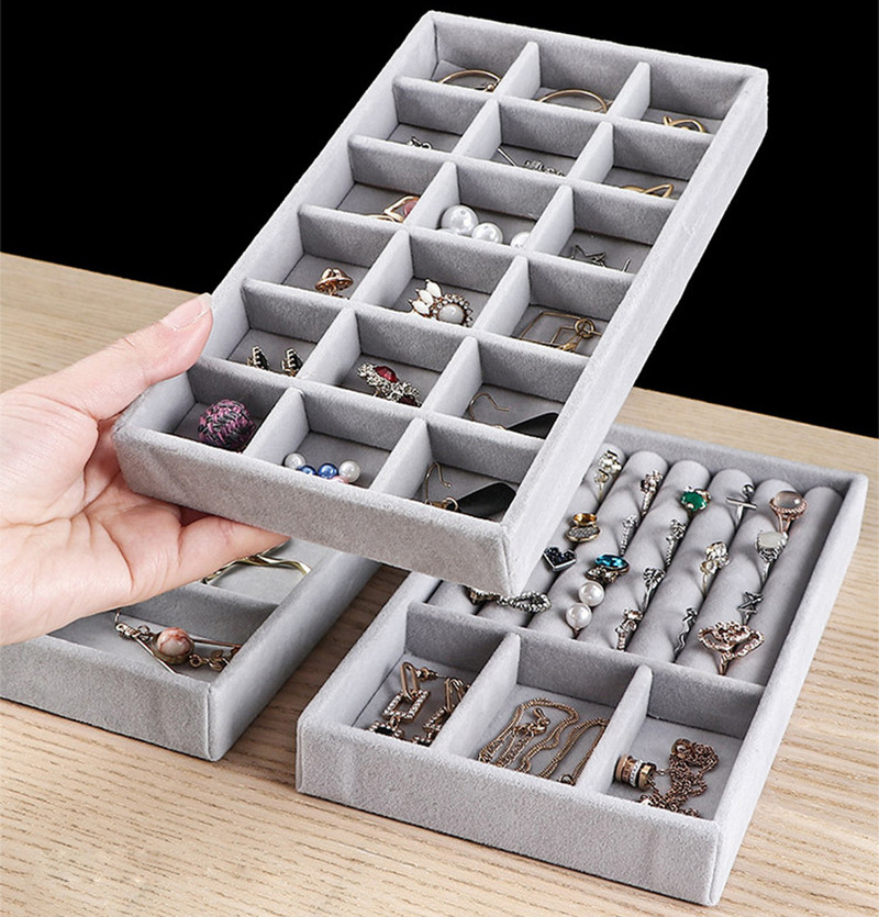 Pehme sametist ehtesalve ümbris ehete näidiku hoiukarp rõngas kõrvaklambrid kõrvarõngad kaelakee käevõru korraldaja sahtlihoidja