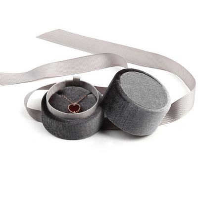 Kaheksanurkne velvetist sõrmuse karbihoidja ehete korraldaja kaelakee kõrvarõngad ehtehoidja tseremoonia tüdrukute ettepanekud