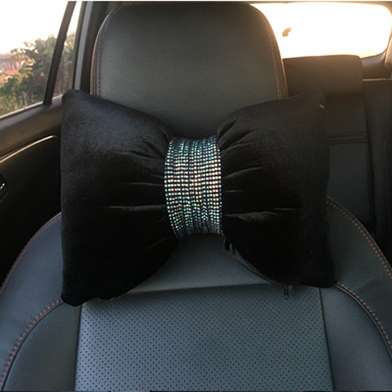 Bling Diamond Crystal Bowknot autósülés párna strassz kellékek autó nyaki fejtámla támasztékok autós kiegészítők belső nők számára