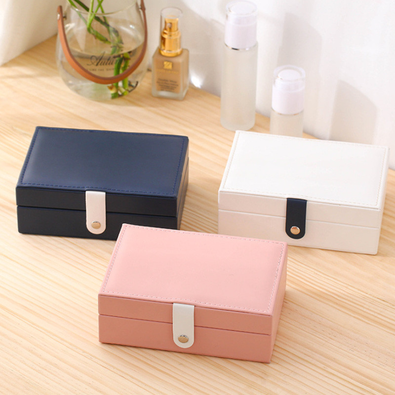 2022. aasta tipptasemel mini ehete vitriin