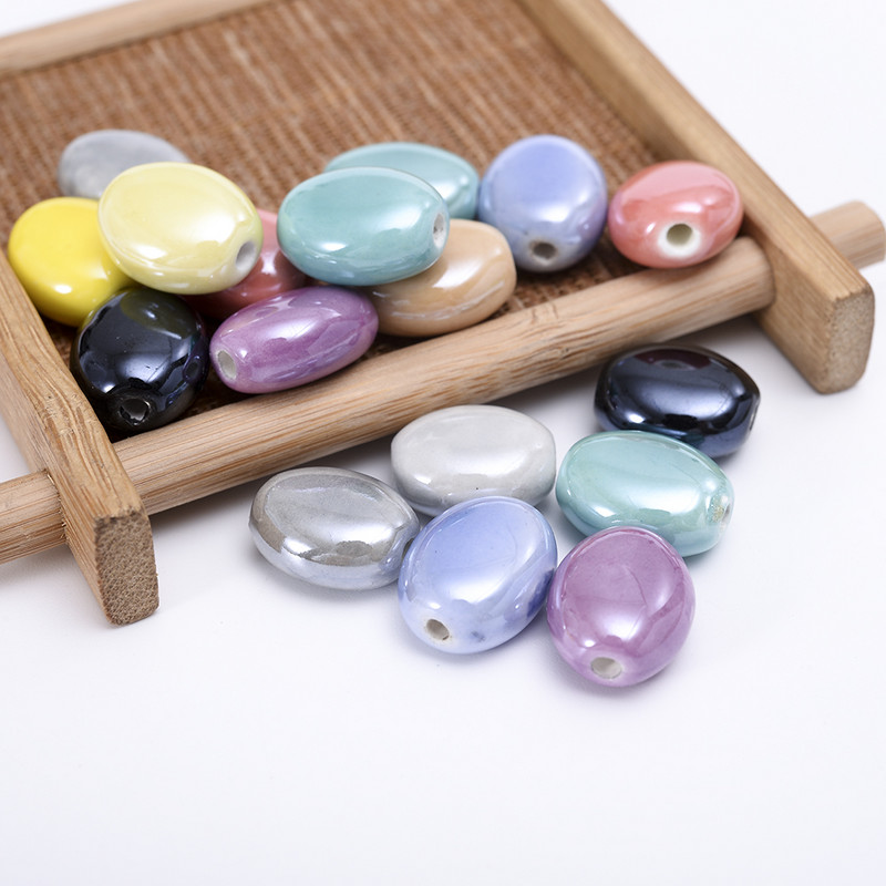 Mărgele ceramice ovale plate de 14 * 12 mm Mărgele libere din porțelan de culoare solidă pentru realizarea de bijuterii, bricolaj, brățări, colier, accesorii, comerț cu ridicata