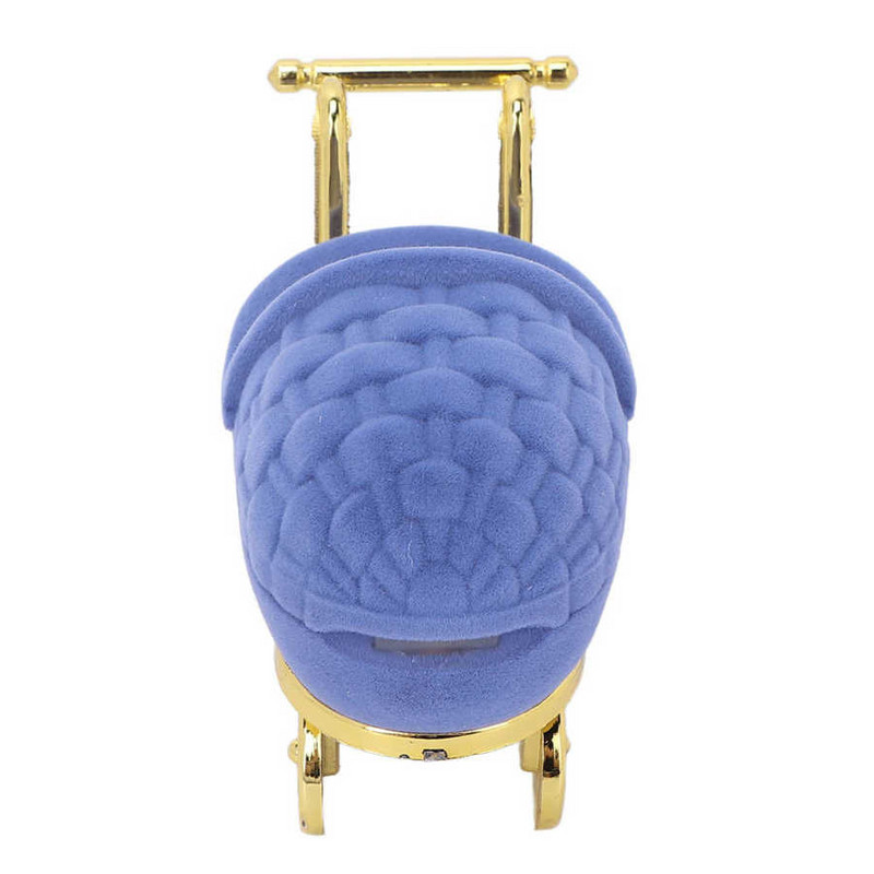 Beebivankri kujuga ehete vitriin pulmade sametsõrmuste jaoks kõrvarõngad hoiukohver Korraldaja ettepanek kihlamiseks kinkekohver