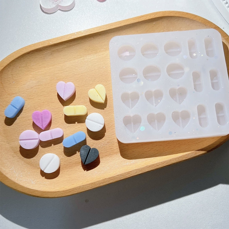 Kapsulės širdies silikoninės formos tuščiaviduriai epoksidiniai purtyklės užpildai, silikoninės formos, epoksidinės dervos užpildo formos, skirtos greitojo smėlio dervos formoms