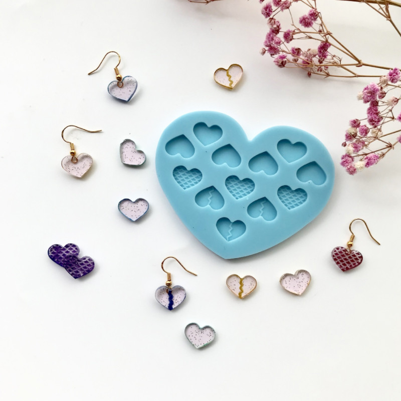 Шпички за уши/форми от смола за обеци Мини сърце Бижута Висулка за обеци Епоксидна силиконова форма Консумативи за изработка на бижута Форма за сърце