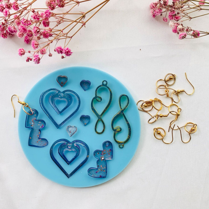 Шпички за уши/форми от смола за обеци Мини сърце Бижута Висулка за обеци Епоксидна силиконова форма Консумативи за изработка на бижута Форма за сърце