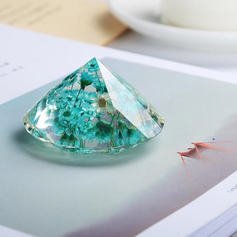 1 doboz szárított virágok UV gyanta dekoratív természetes száraz virág matricák 3D szépség matrica epoxi forma DIY kitöltés készítés kézműves