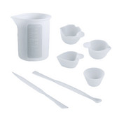 1 komplekt korduvkasutatavad mittekleepuva vaigu segamise mõõtetopsid, silikoonist segamispulgad, epoksiidvormid ehete valmistamise tööriistad.