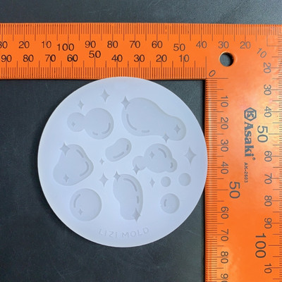 Krištolo epoksidinės dervos formos padėkliukas apvalus padėklas, veidrodinis plokščių liejimas, silikono formų išmetimas