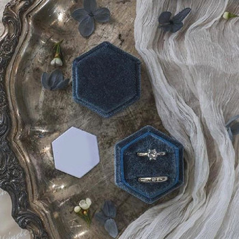Πολύχρωμο Hexagon Velvet Ring Box Διπλό Δαχτυλίδι Επίδειξη Βάση με Αποσπώμενο Κάλυμμα Δαχτυλίδι Box Stand για Τελετή Πρότασης Γάμου